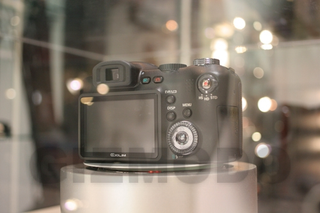 Illustration for article titled First 360 View of the 300FPS Mystery Casio Exilim,
